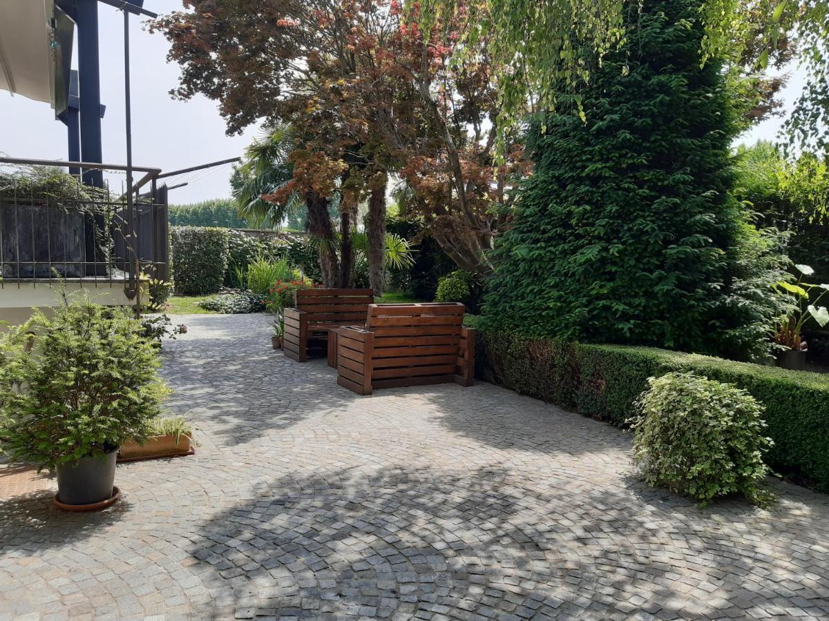 D'Or Duble' Bed And Breakfast Carignano  Εξωτερικό φωτογραφία