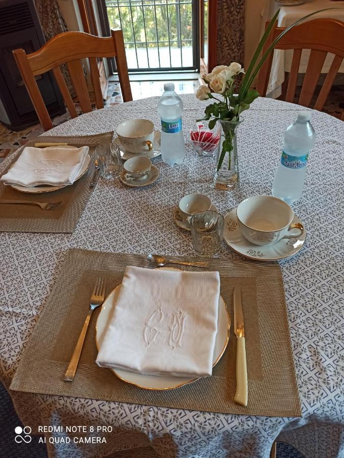 D'Or Duble' Bed And Breakfast Carignano  Εξωτερικό φωτογραφία